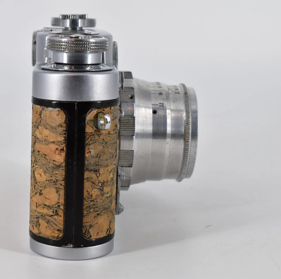 Cámara telémetro rusa FED 3 35mm alrededor de principios de los 60. Objetivo 52mm f2.8. Corcho. Foto 4 de 4