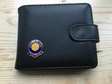 NEW GENUINE SOFT LEATHER WALLET FEATURING WIMBLEDON F.C GOMM BADGE