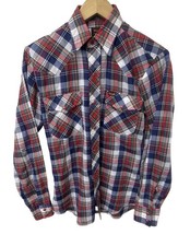 Vintage 80  s Wrangler Men  s Plaid Pearl Snap Western Shirt Size Small Made USA