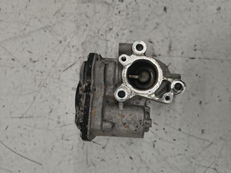 147100361R valvola egr RENAULT EXPRESS (04/21) 1.4 BLUE DCI 75 FRG 2021 Usato