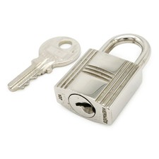 HERM S Hermes Cadena Padlock - DUTY FREE