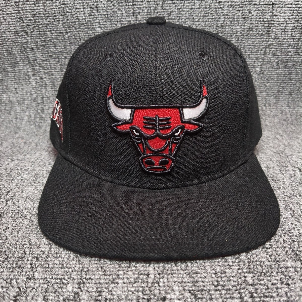 Mitchell & Ness Chicago Bulls NBA Black Snapback Hat Cap Flat Brim