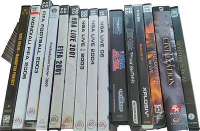 Lot 15 PC Games CD-ROM + Booklet Pes FIFA Saw Rarity Football NBA Action