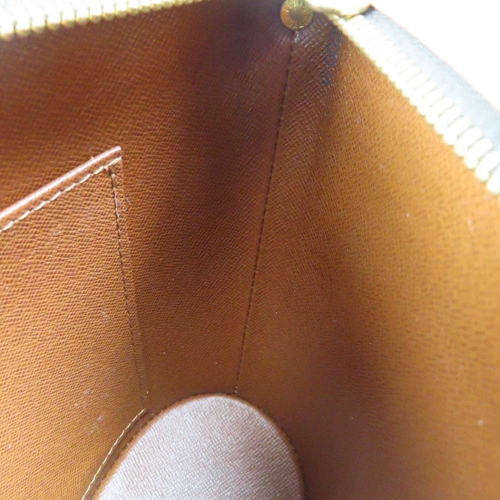 Louis Vuitton Drouot OK Solid Monogram Shoulder B… - image 16