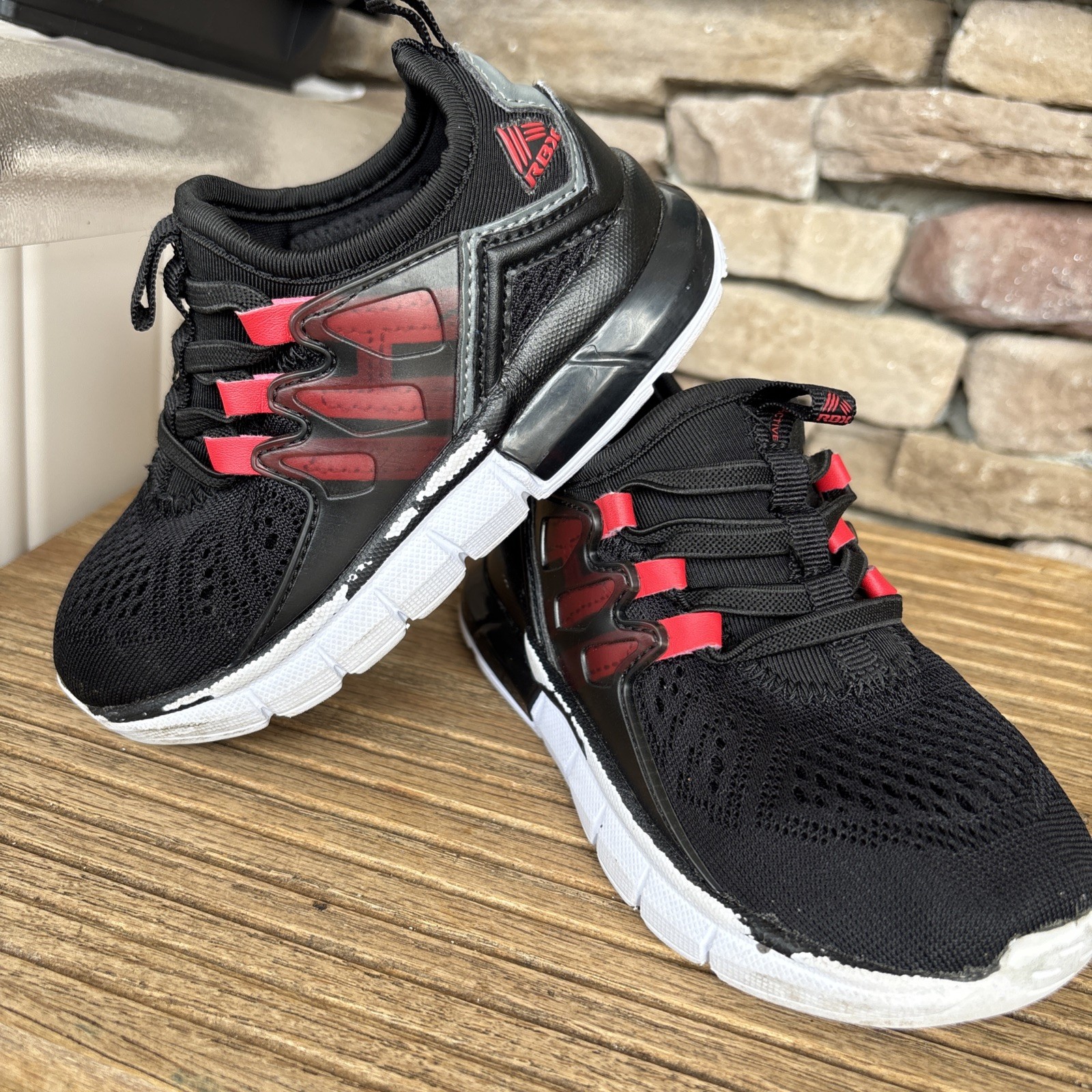 Reebok  RBX Toddler Sneaker Black/Red Size 9 Stretch Self Tie Shoes thumbnail 10