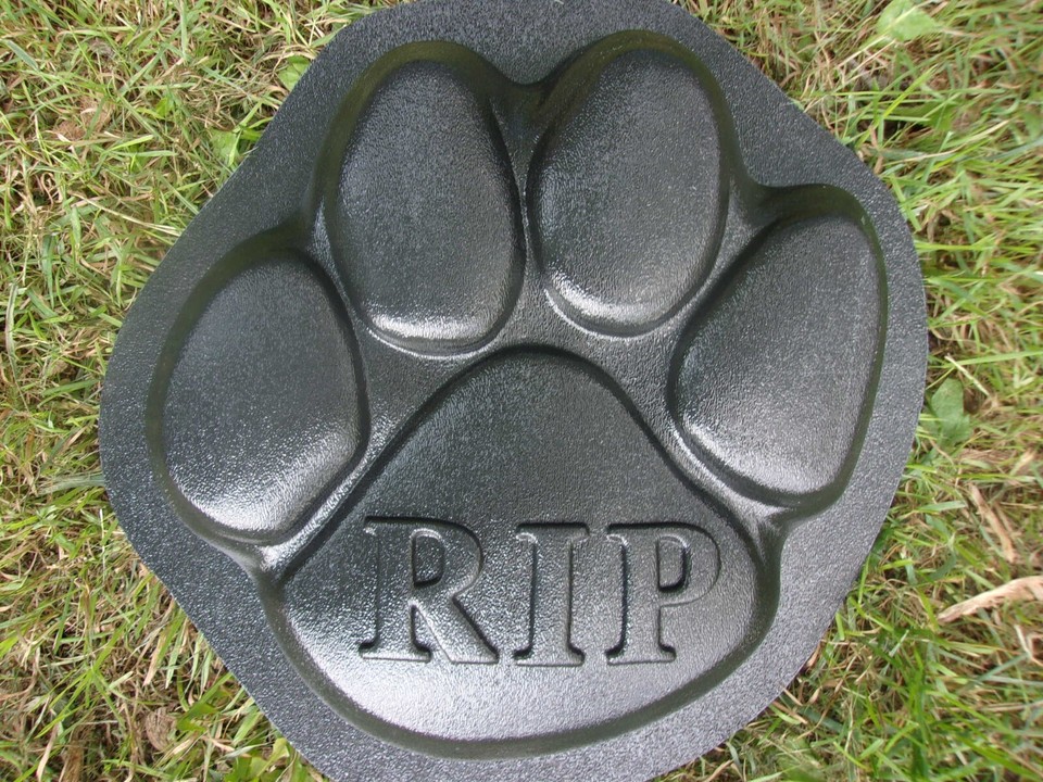 Dog paw stepping stone mold 12" x 12" x 2" plaster concrete memorial