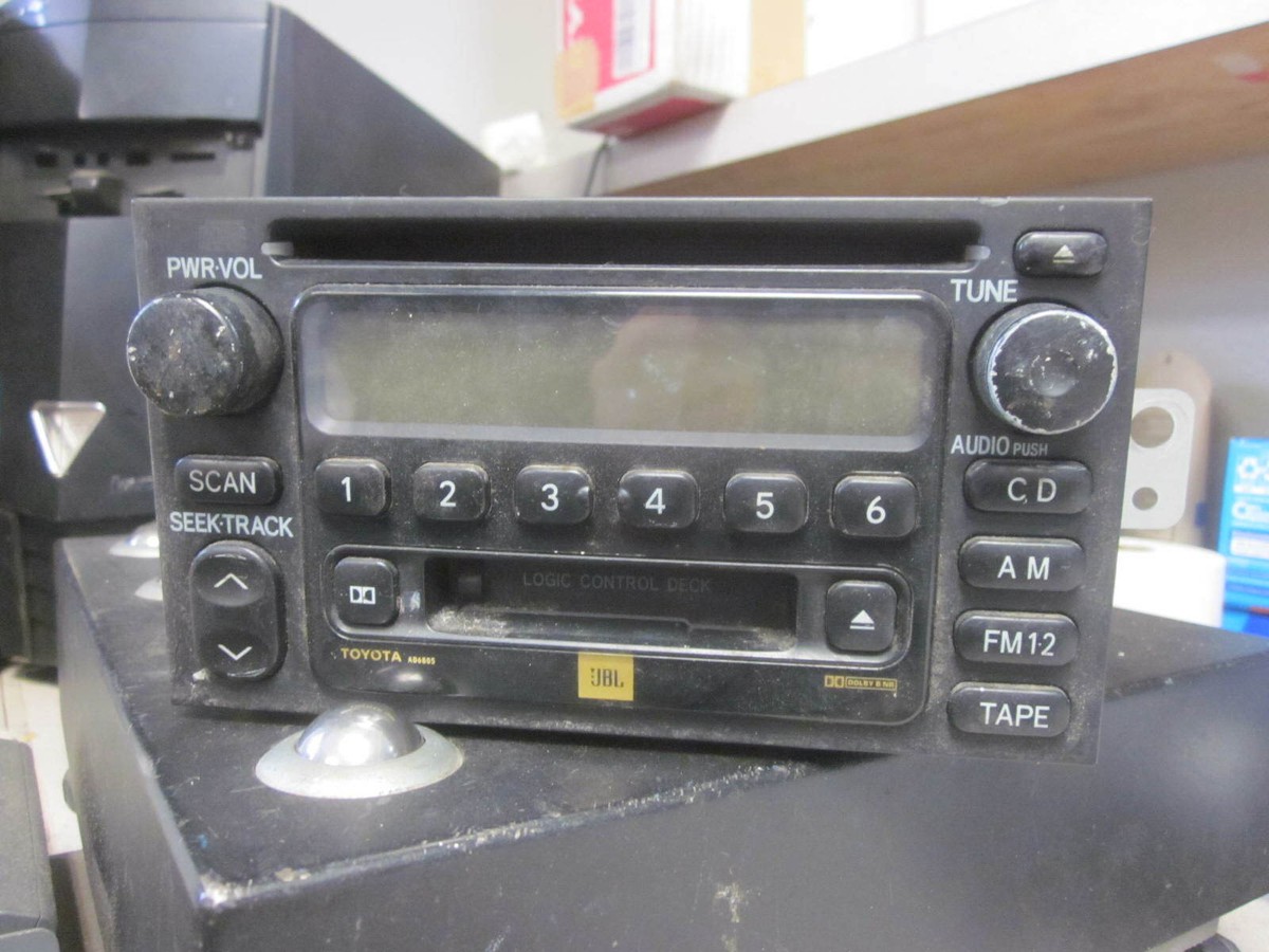 Toyota OEM JBL AM FM Cassette Tape CD Stereo Radio 4Runner 86120