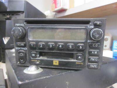 トヨタ CD/AM/FM/TAPEプレーヤー 86120-2A490 s-l400.jpg