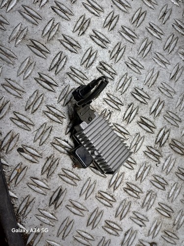 Lexus LS430 Relais 23080-50090 Kraftstoffpumpe Bj.2001