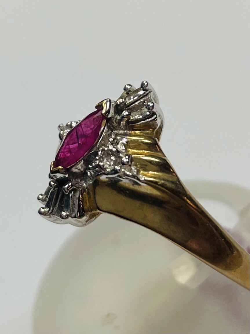 9ct Gold RUBY Ring - image 2