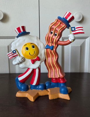 Patriotic Bacon & Egg Figurine Stars and Stripes Top Hats and Flags NWT