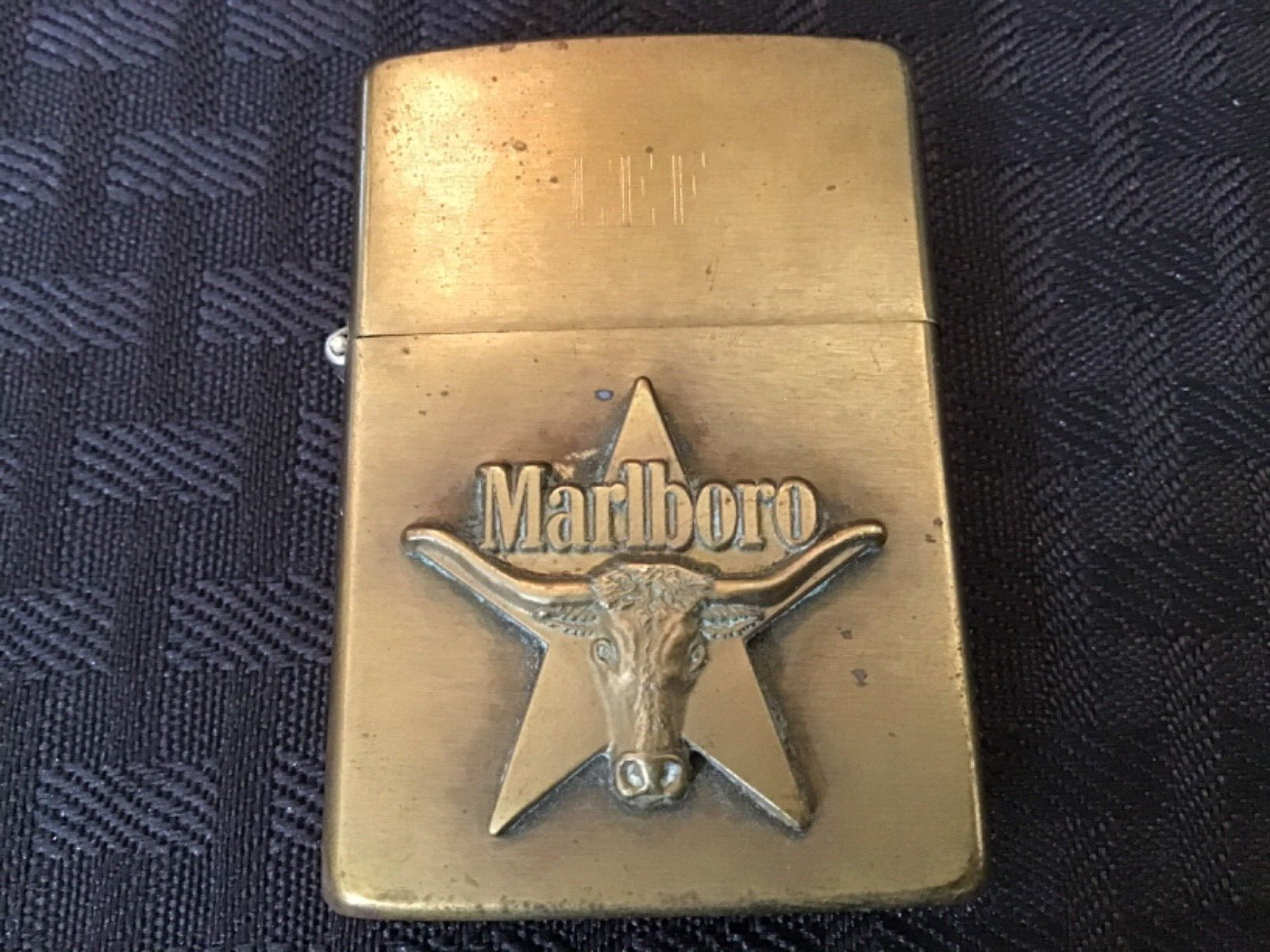 Vintage 1991 Zippo SLIM Brass Lighter Marlboro Longhorn Steer Star