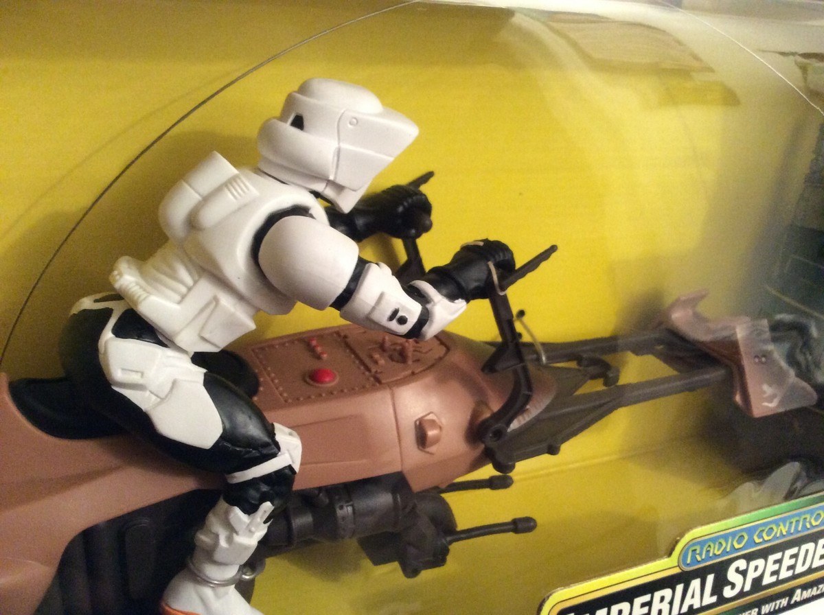 Star Wars POTF Imperial Speeder Bike (Radio Control) with Imperial 