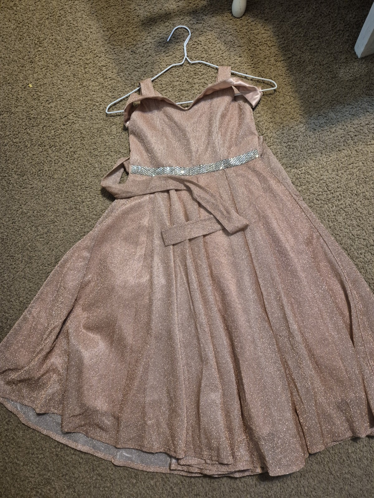 Rose Gold Girls Dress for First Communion Girls Size 6 *READ DESCRIPTION* USED