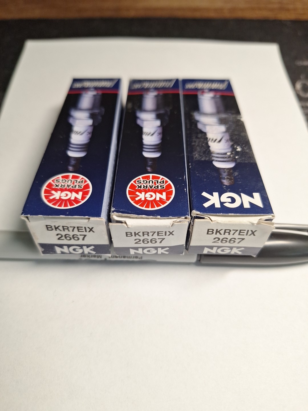 Pack Of 3 Genuine NGK Iridium IX Spark Plugs. BKR7EIX 2667 