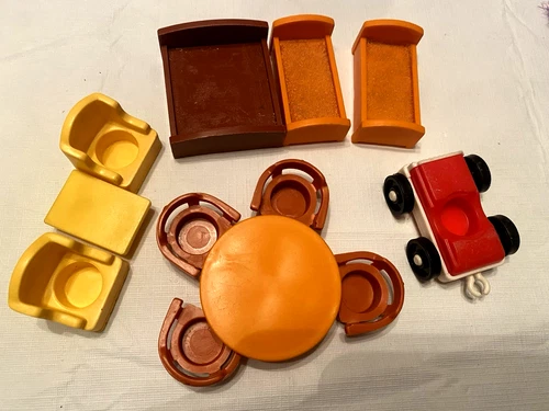 Vtg Fisher Price Little People Original Furniture Doll House