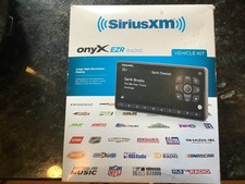 SXEZR1V1 onyX EZR SiriusXM Radio Receiver with Car Kit and USB Power Cable