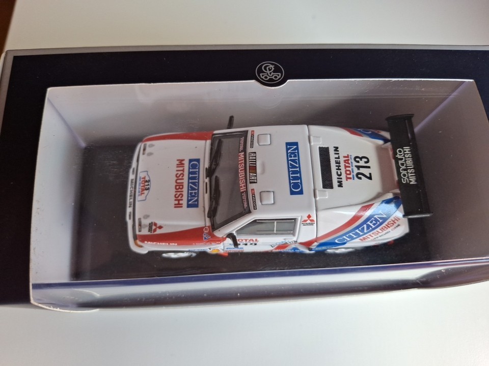 Norev 1/43 Mitsubishi Pajero #213 - Rallye Dakar 1992 - Shinozuka/Magne