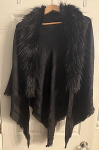 Henri Bendel Black Monogram Faux Fur Wrap Shawl OSFA RN67508