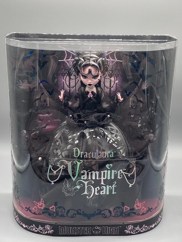 Monster High Draculaura Vampire Heart Amazon Exklusiv - Bild 2 von 3