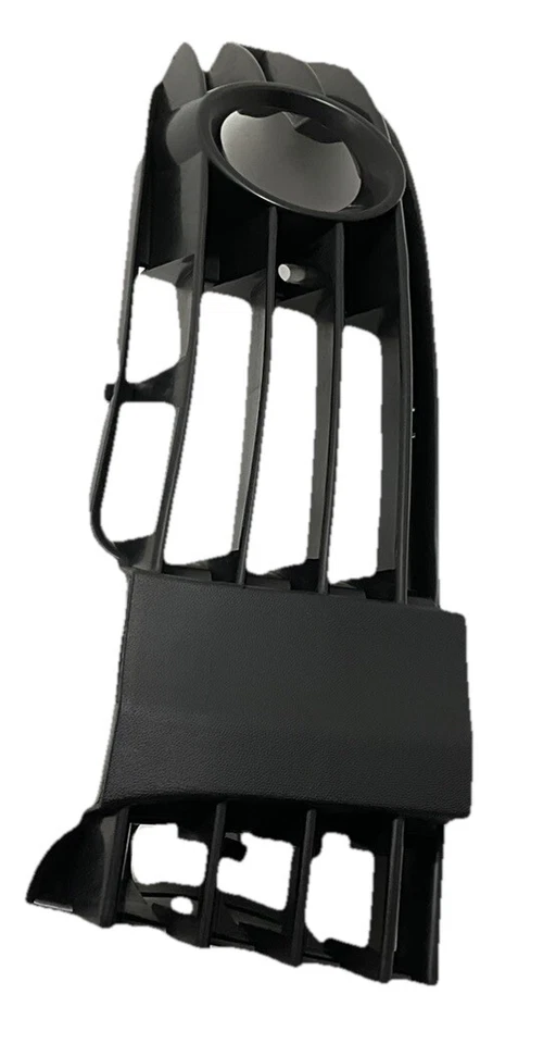 2001-2005 VOLKSWAGEN PASSAT Fog Light Trim FRONT RIGHT  VW1039105 OEM - Image 3 of 4