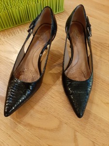 circa joan and david women's shoes