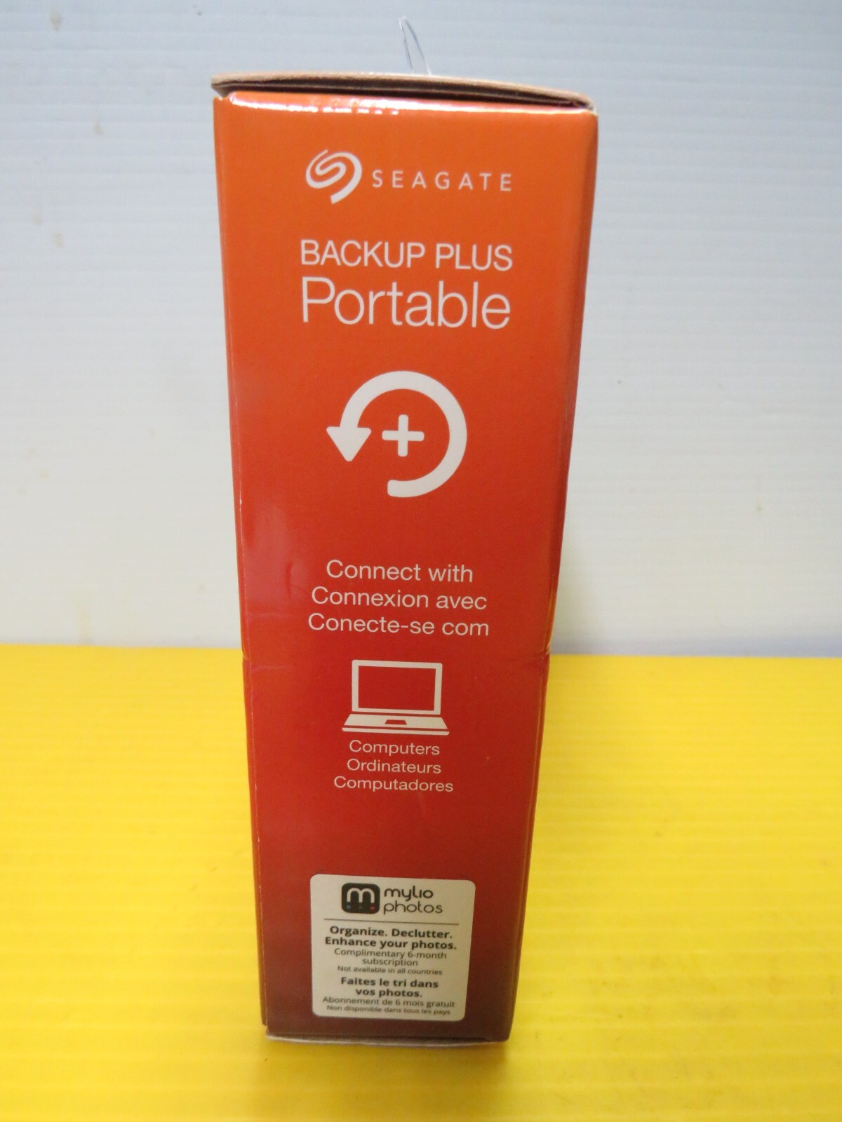 BRAND NEW Seagate 4TB External Hard Drive Black BACK UP PLUS PORTABLE