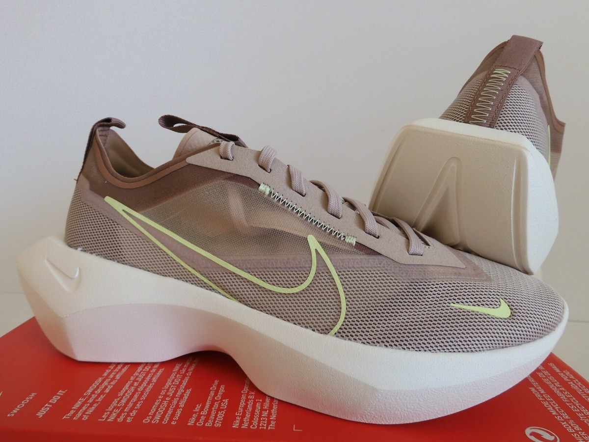 WMNS NIKE VISTA LITE FOSSIL STONE-BARELY VOLT SZ 11 [CI0905