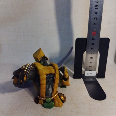BANPRESTO - DIO ザ・ワールド s-l400.jpg