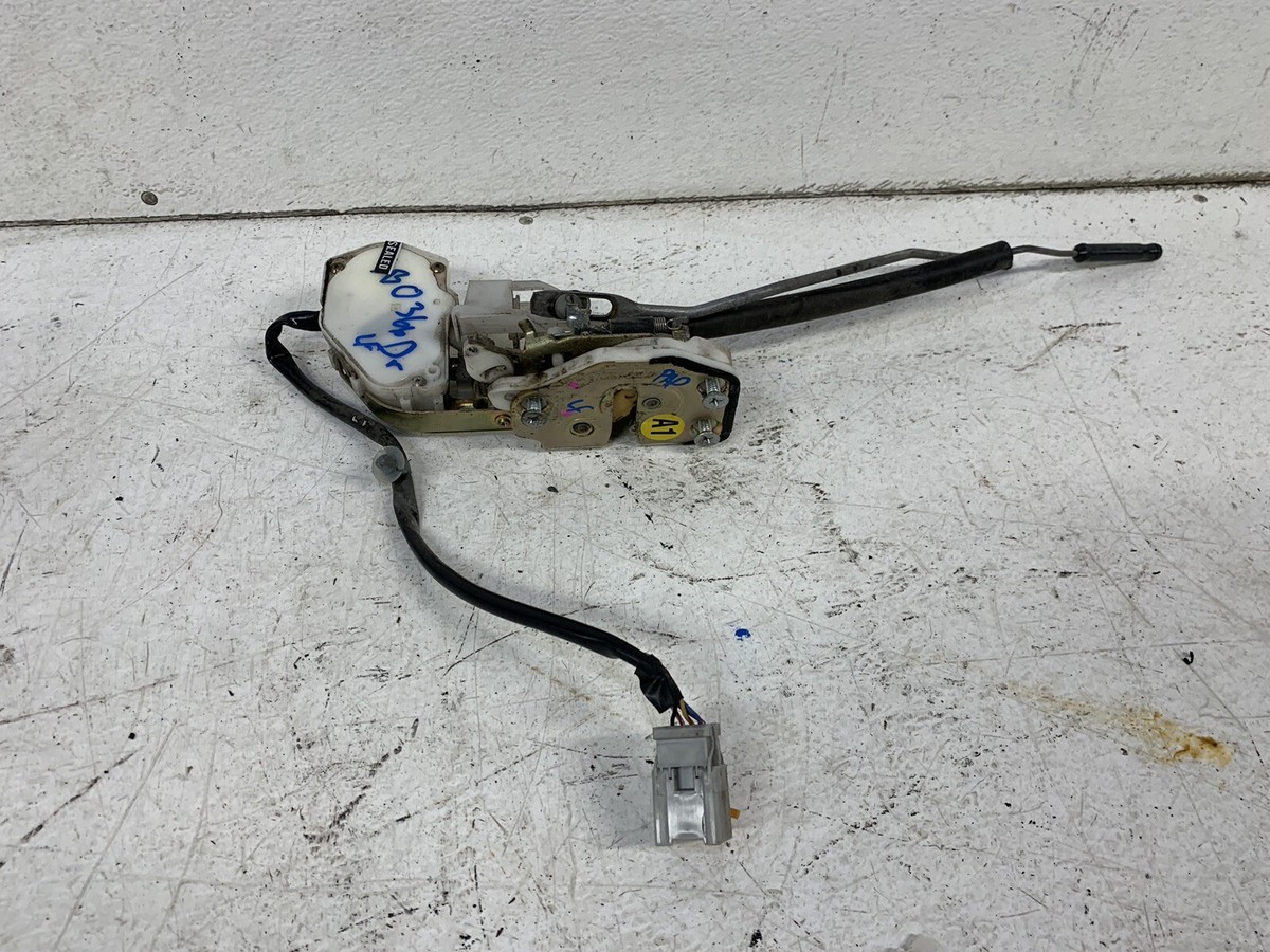 1997-2001 Honda CR-V CRV left driver front door latch w power lock