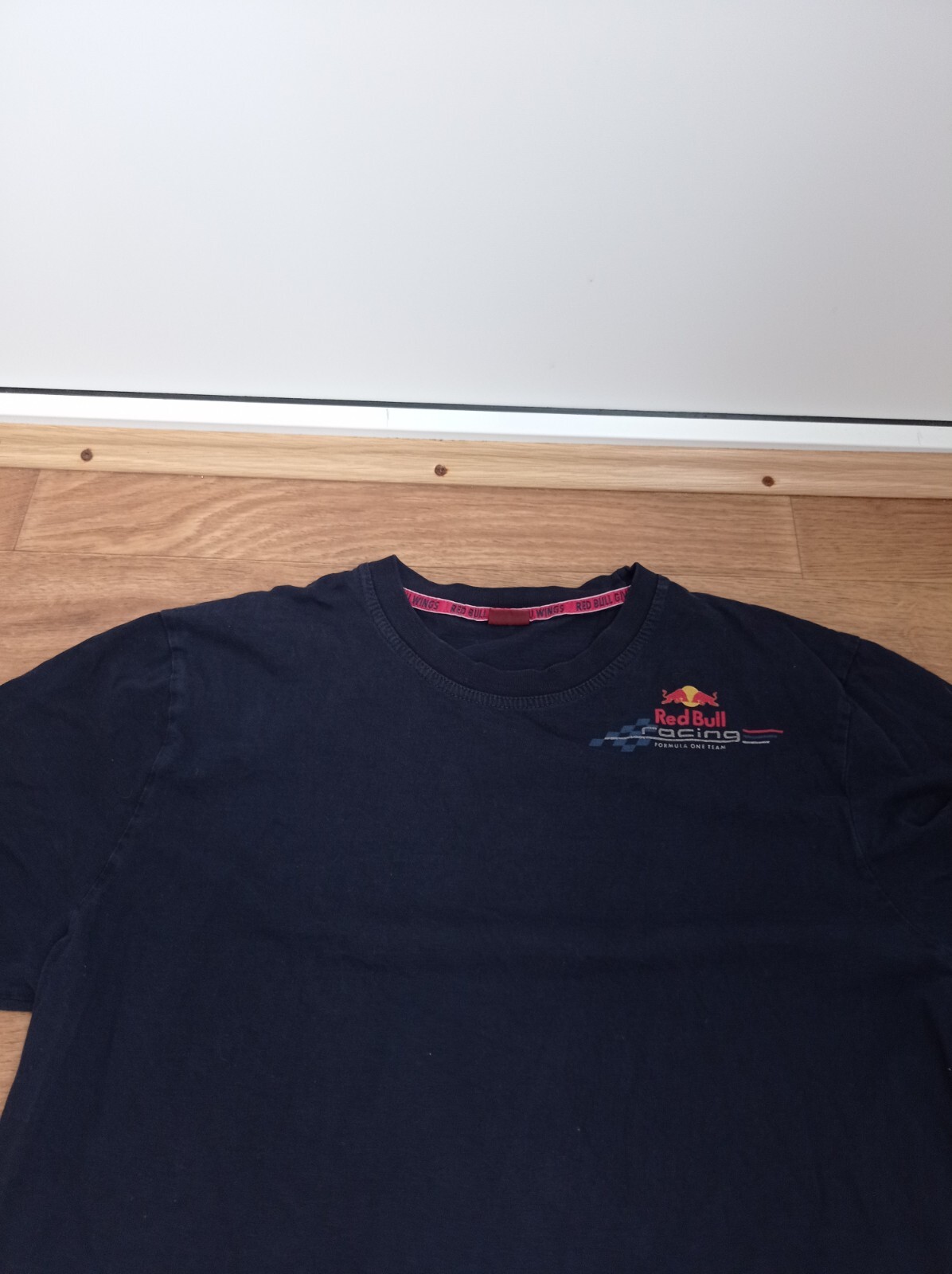 Picture 3 of 6