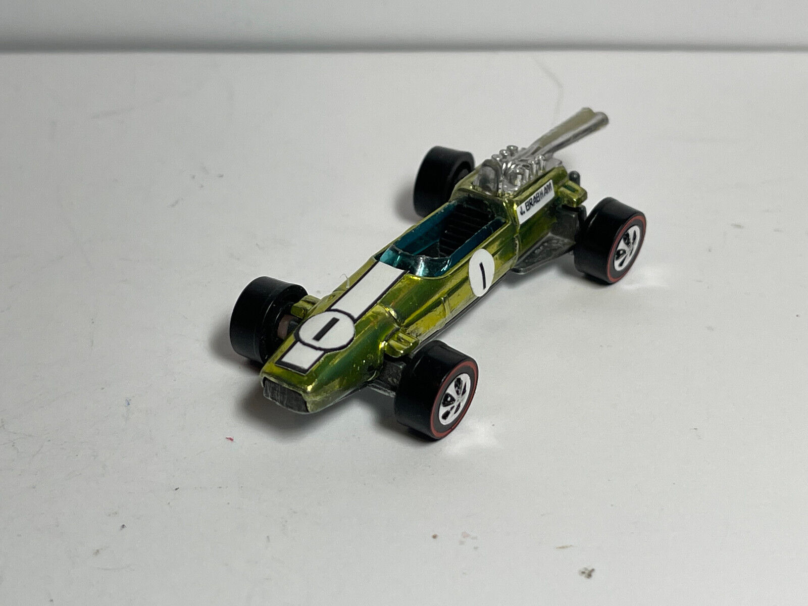 Foto 1 di 7