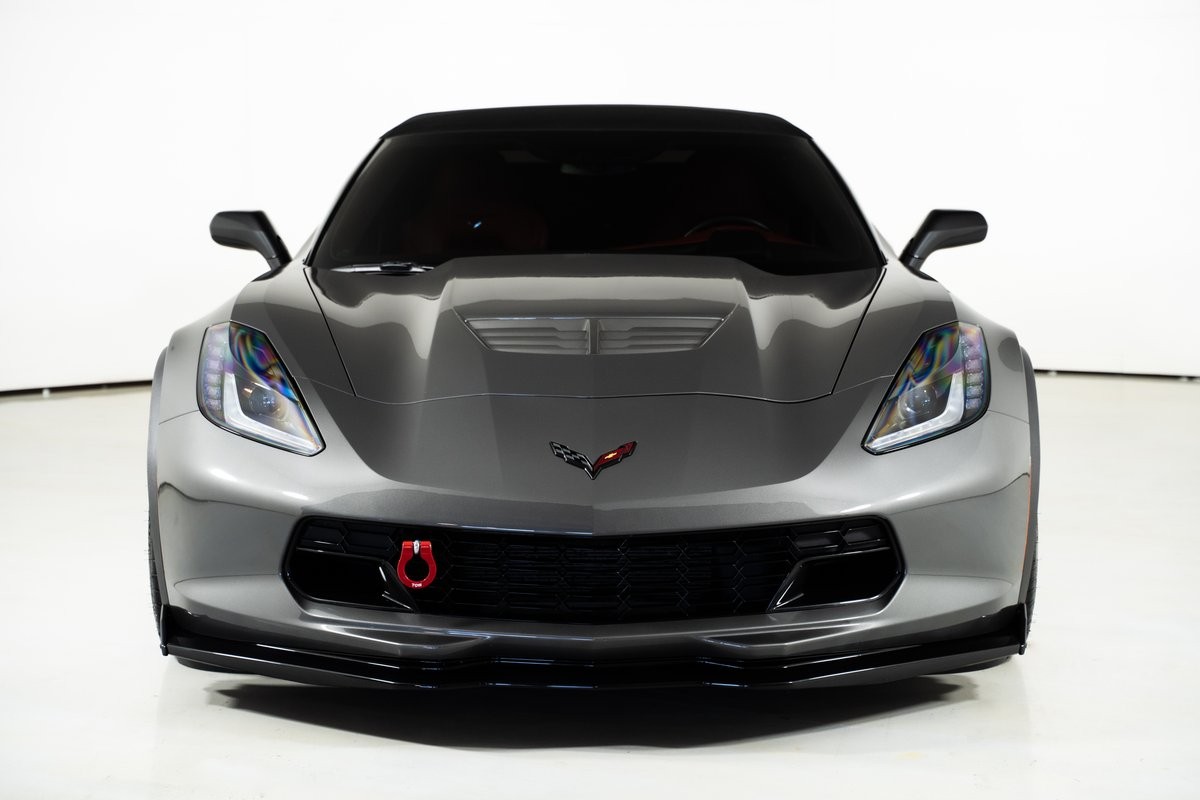 2015 Shark Gray Chevrolet Corvette   | C7 Corvette Photo 4