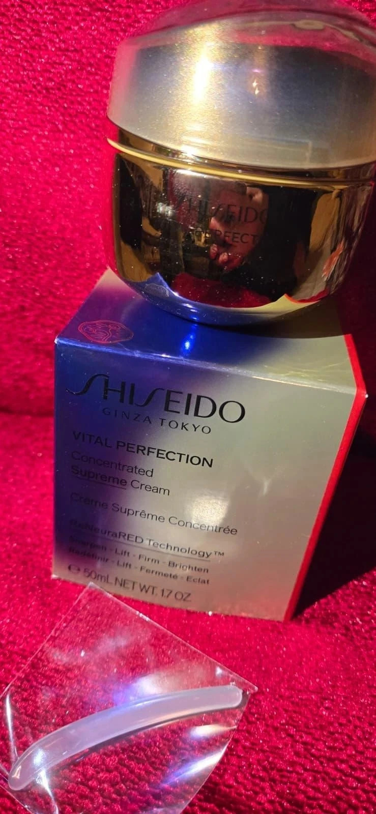 Shiseido Vital Perfection Uplifting & Firming Advanced Cream - 50mL / 1.7 Oz