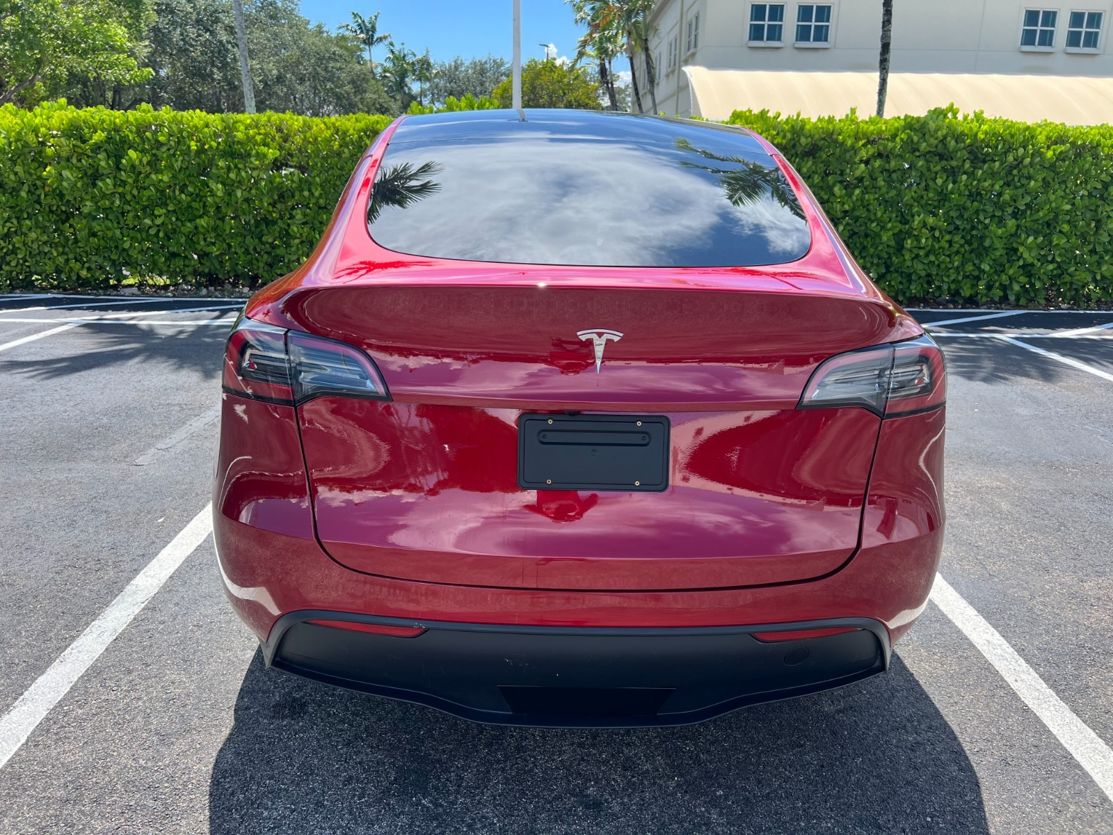 Tesla Model Y - Image 14