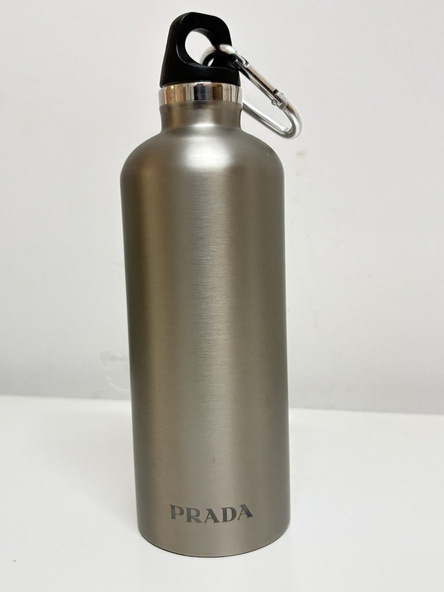 PRADA ステンレスボトル 500ml PRADA Stainless Steel Insulated Water Bottle 500 ml Logo Black