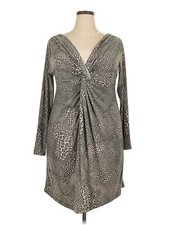 Norma Kamali for Walmart Women Gray Casual Dress XL