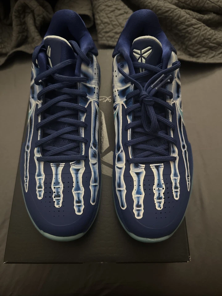 Sapatos kobe bryant raio X tamanho 10 de todos limpos - Imagem 3 de 4