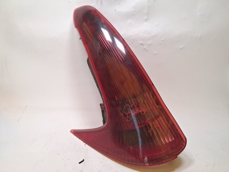 6350R4 FANALE POSTERIORE SX PEUGEOT 206 (T1) 1.4 HDI 8v MAN 5m 68CV 2002 5p SUV