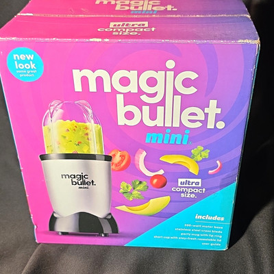 Magic Bullet Mini Compact Personal Blender 200W 14oz Silver/Black MIN10100