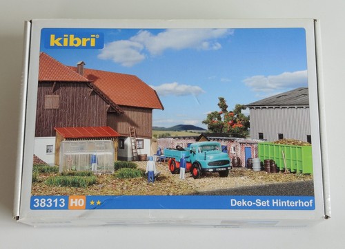 Kibri - Juego de decoración patio trasero (38313) - Kit en embalaje original - como nuevo | Condition: Gebraucht
