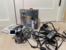 Canon Elura 40 MC MiniDV Camcorder Powers On w/ Power Adapter And Batteries READ