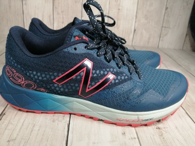 new balance 690 men pink