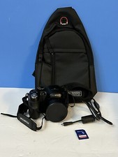 Fuji Fujifilm Finepix S1800 18x Optical Zoom 12MP Digital Camera W/ SD And Case