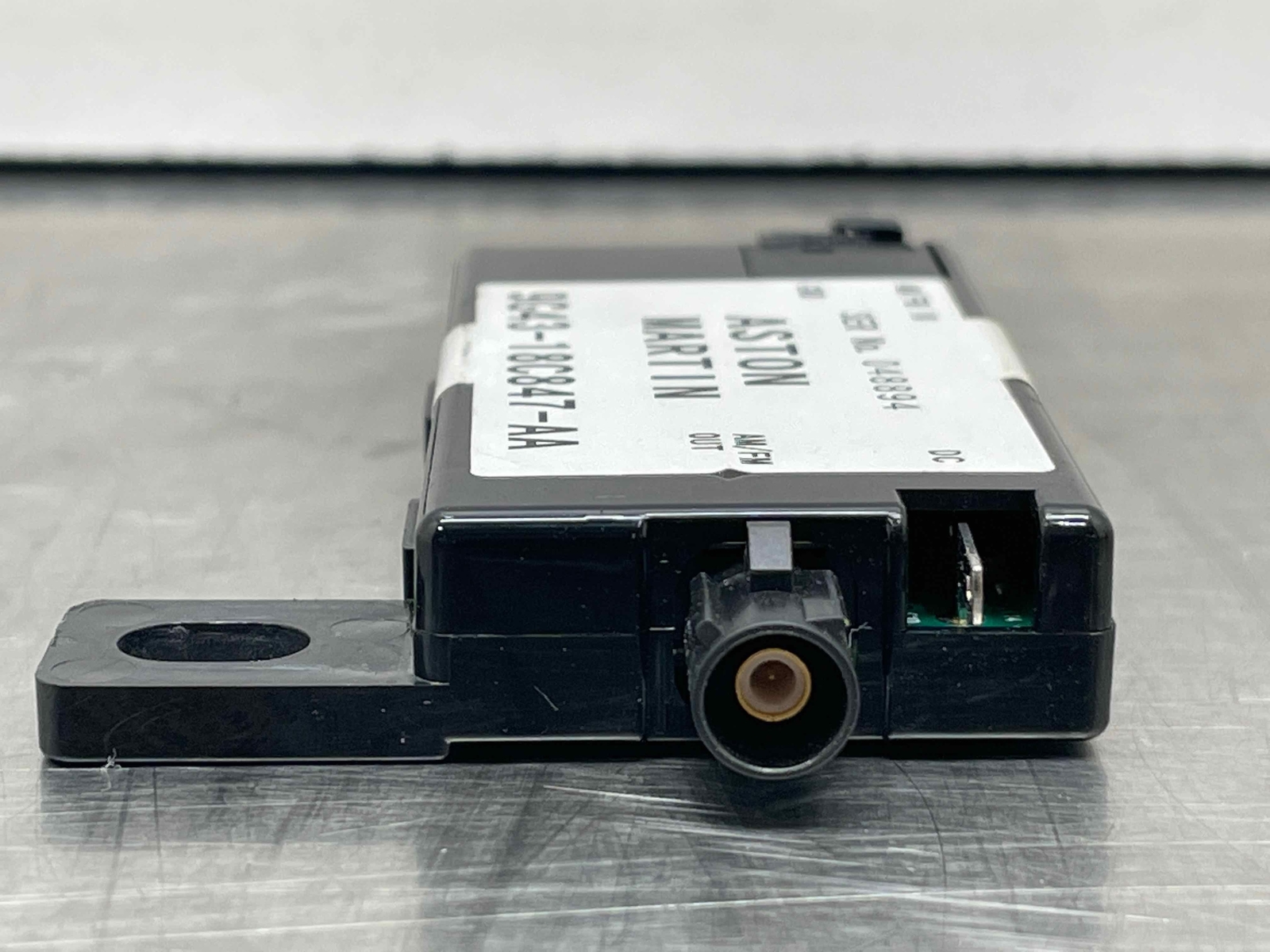 2010 Aston Martin Rapide OEM Radio Antenna Amplifier 9G43-18C847-AA