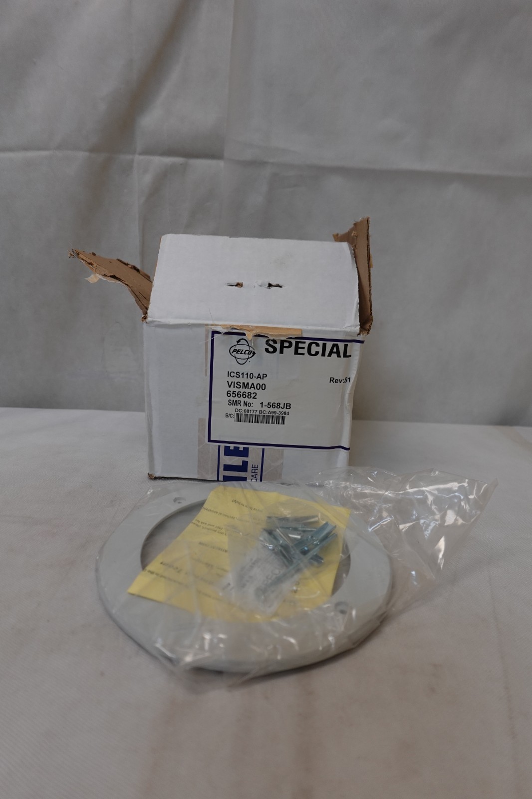 PELCO ICS110&ndash;AP OEM Surveillance Camera Housing Aluminum A