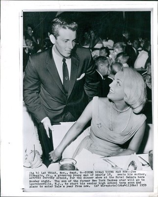 1959 Joe Di Maggio Dorothy Arnold Celebrity Las Vegas Ne Actress Wirephoto 8x10