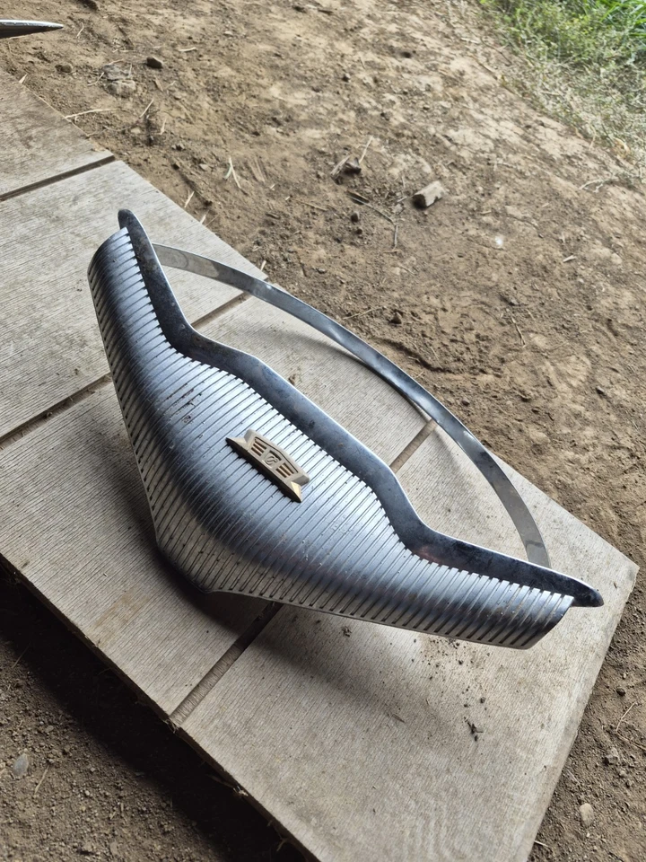 1957 DODGE coronet Lancer Horn Bezel - Image 2 of 4