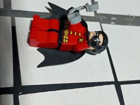 LEGO DC Super Heroes Robin Black Cape Minifigure 6860 6857 30166 (sh011)