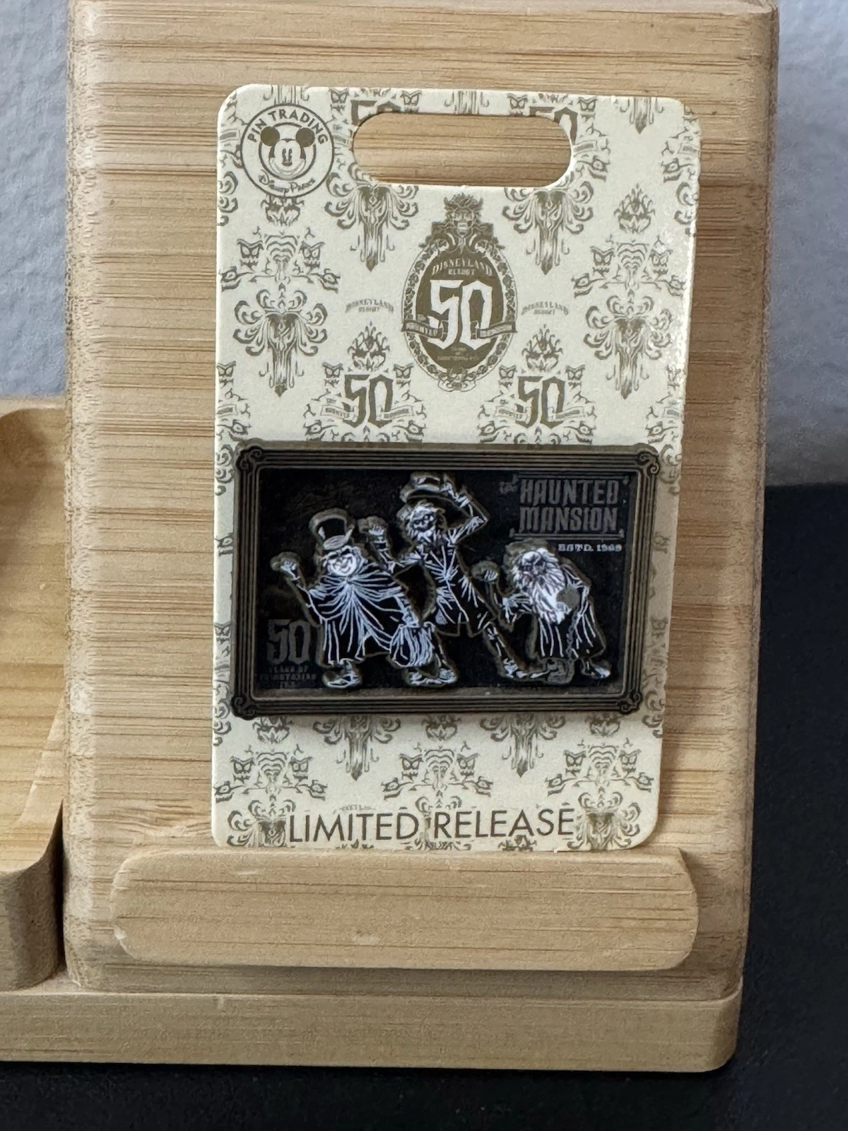 Disney Haunted Mansion 50th Anniversary Pin ~ Hitchhiking Ghost